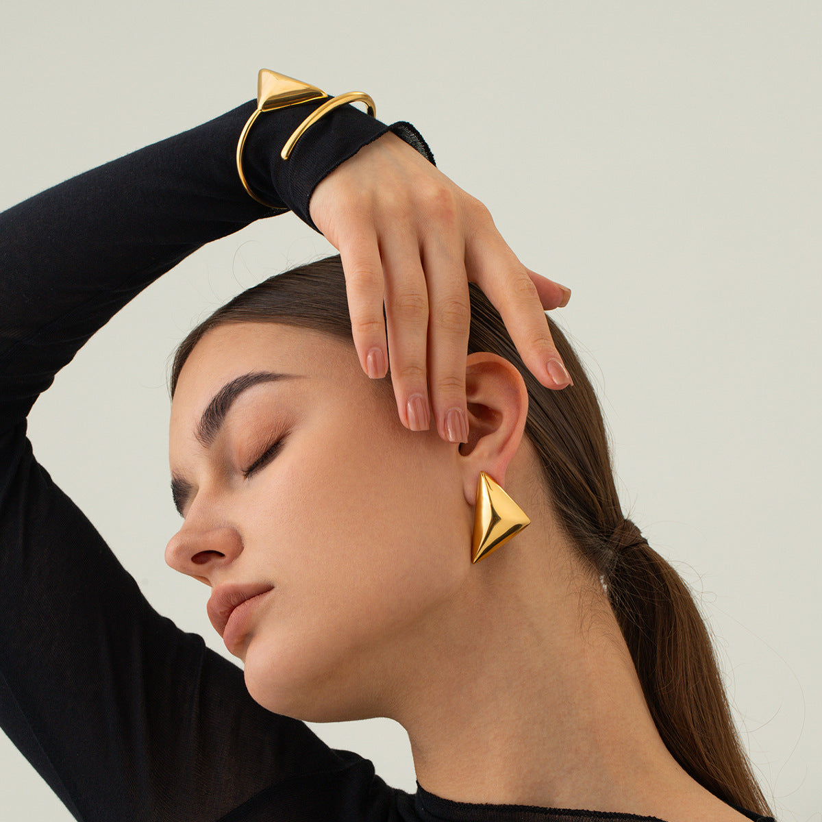 CHUNKY TRIANGLE DROP EARRINGS