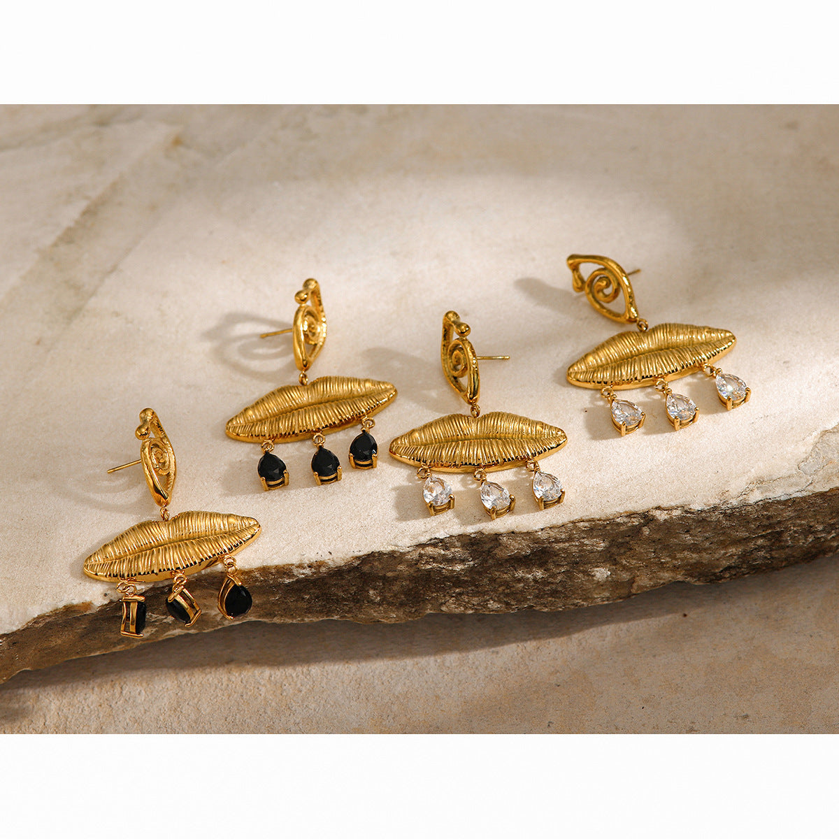 EVIL EYE LIPS CHUNKY GOLD DANGLE EARRINGS