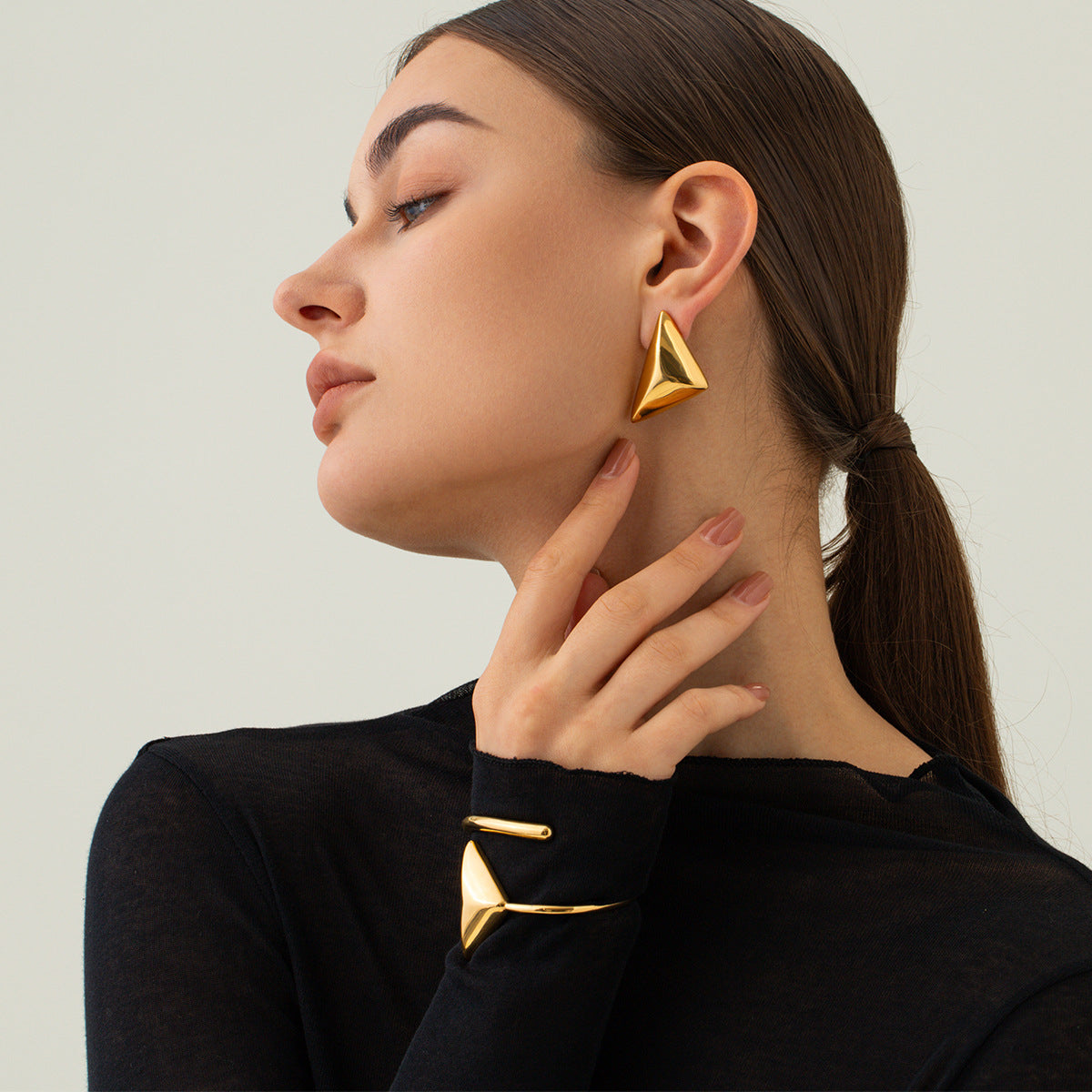 CHUNKY TRIANGLE DROP EARRINGS