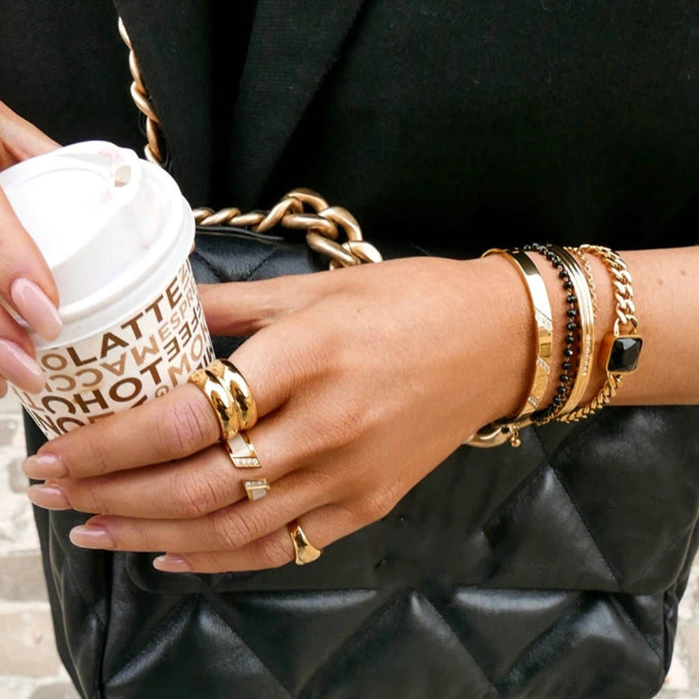 WIDE CHUNKY GOLD RING BAND
