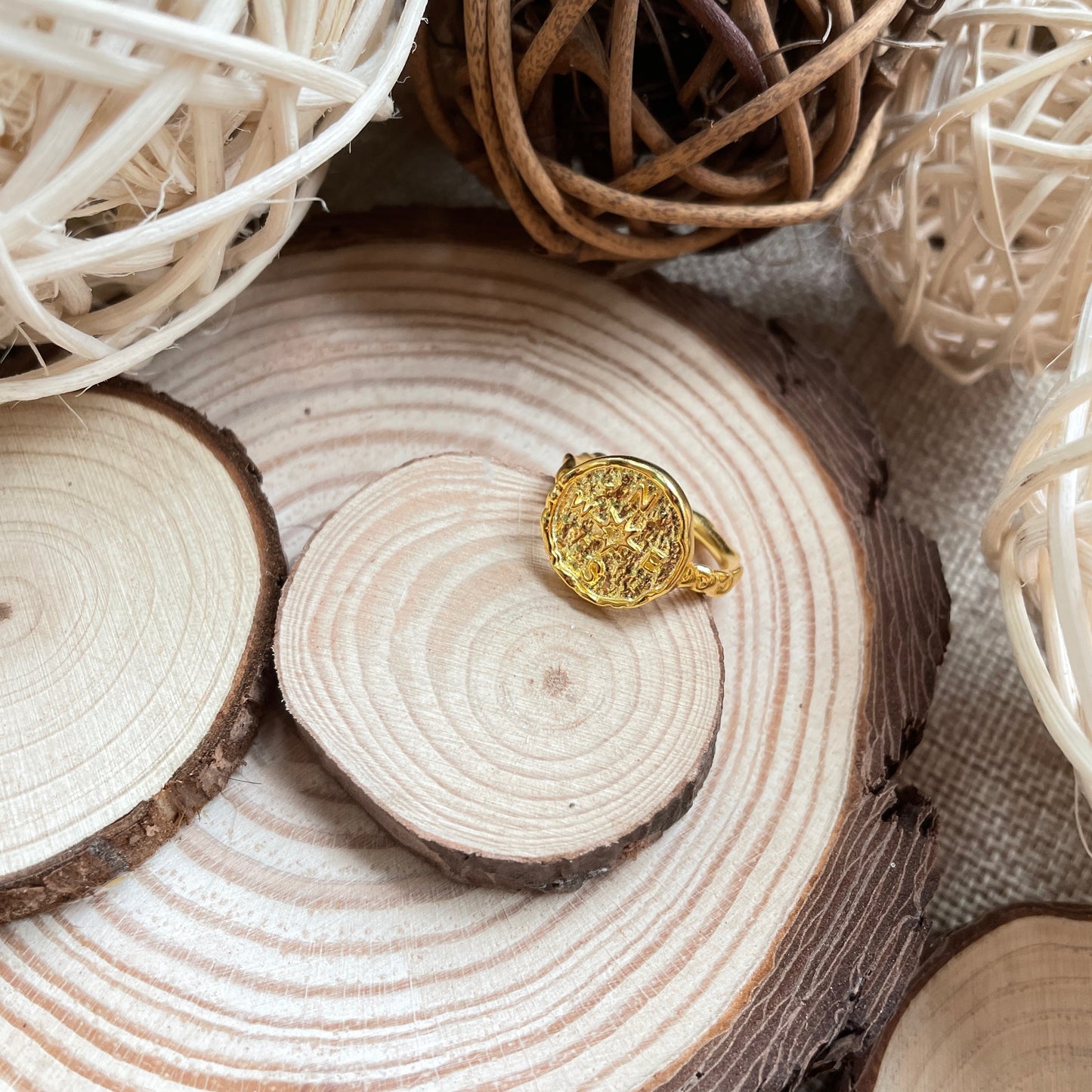 COMPASS RING