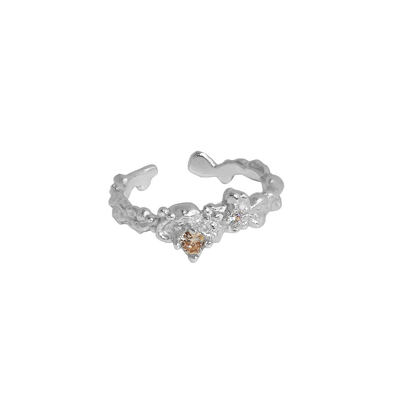 IRREGULAR TEXTURED SILVER RING WITH ZIRCON STONE