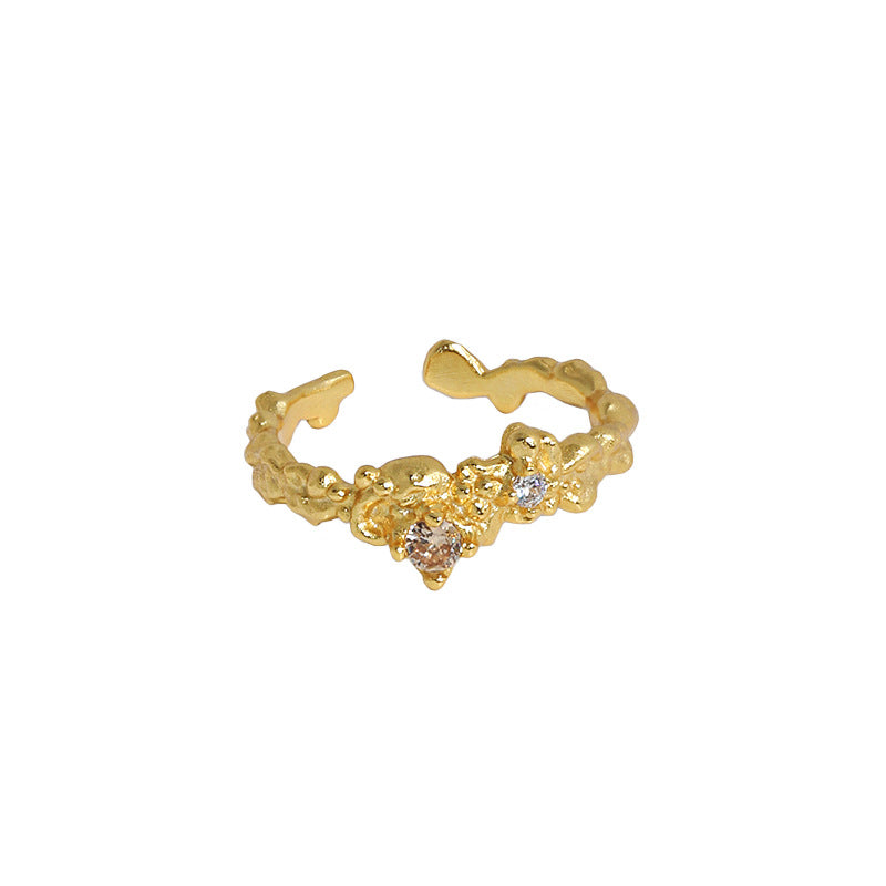 IRREGULAR TEXTURED SILVER RING WITH ZIRCON STONE