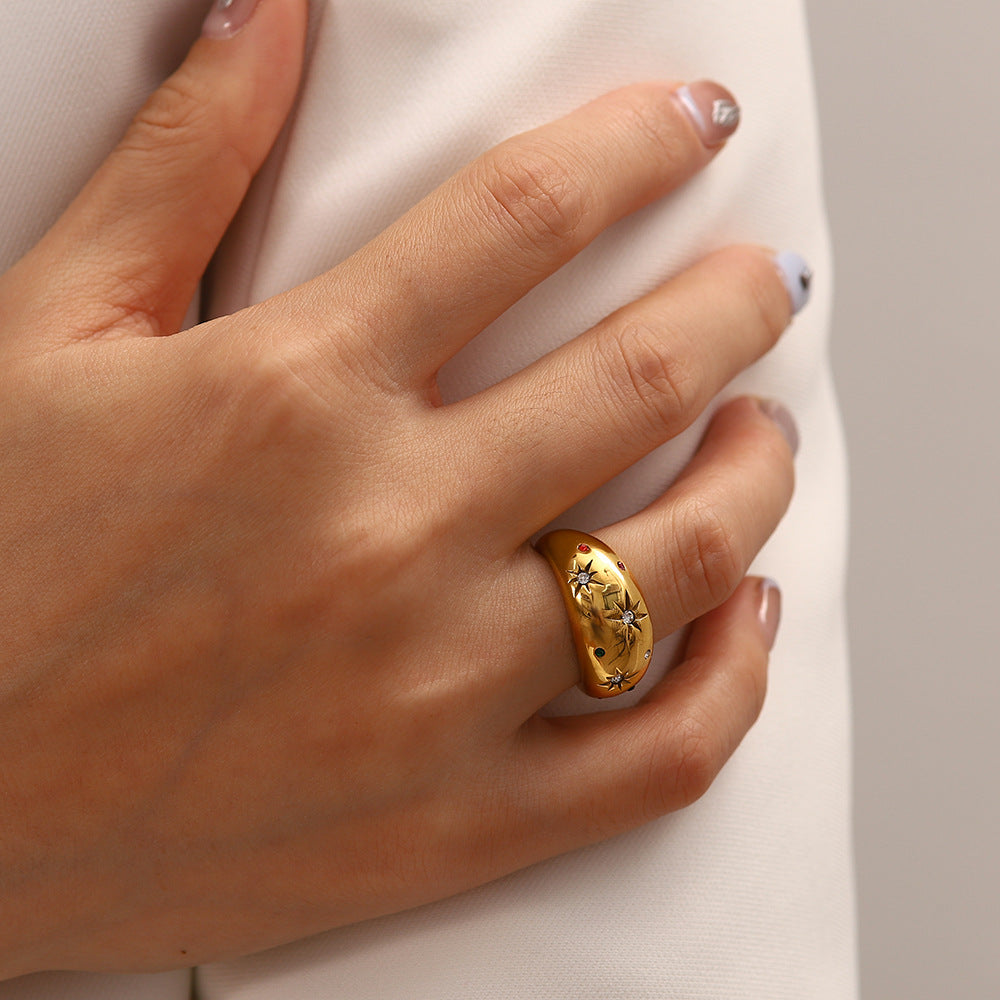 STARS DOME CHUNKY GOLD RING