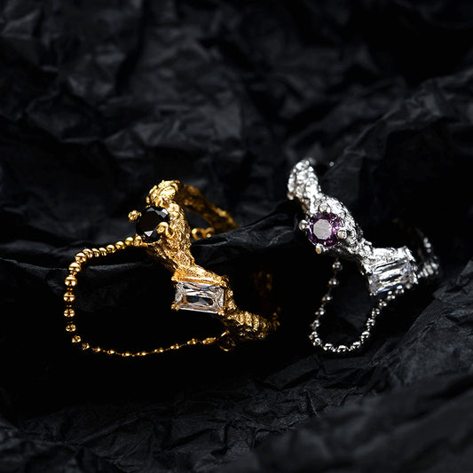 IRREGULAR TEXTURE SILVER RING WITH CHIAN AND ZIRCON